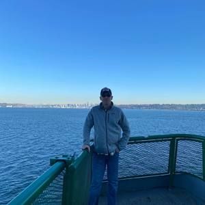 Meet your Posher, Perry